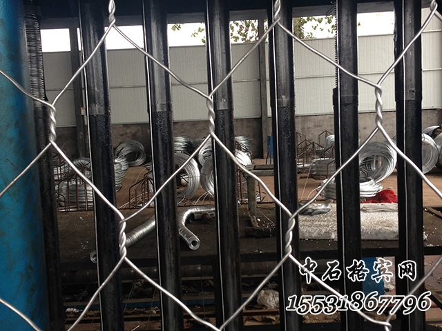 鍍鋅賓格網(wǎng)石籠.jpg 鍍鋅賓格網(wǎng)石籠.jpg