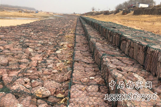 包覆pvc鉛絲石籠.jpg 包覆pvc鉛絲石籠.jpg