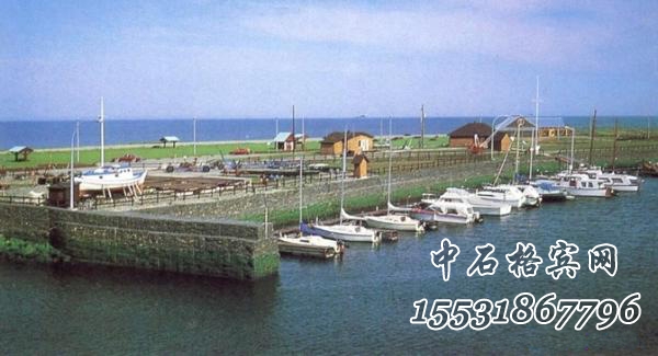 格賓網(wǎng)箱用在海濱防御工程和港口工程.jpg 格賓網(wǎng)箱用在海濱防御工程和港口工程.jpg