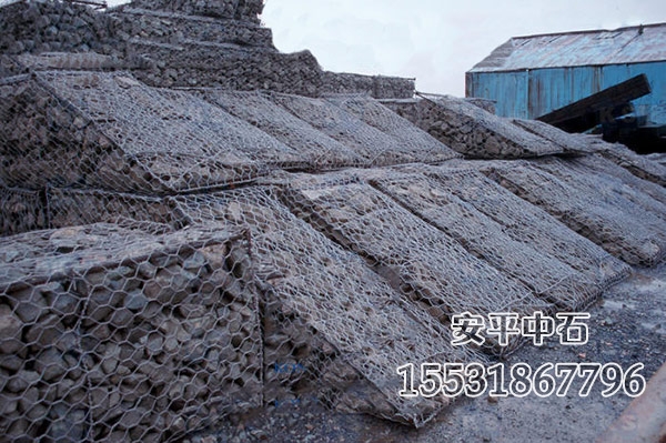 護岸格賓網(wǎng).jpg 護岸格賓網(wǎng).jpg