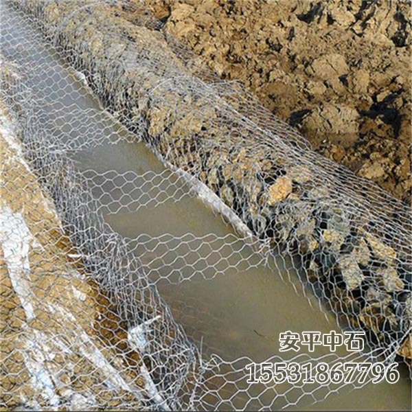 鉛絲籠護(hù)腳.jpg 鉛絲籠護(hù)腳.jpg