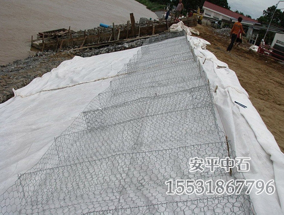 護(hù)坡雷諾護(hù)墊 護(hù)坡雷諾護(hù)墊