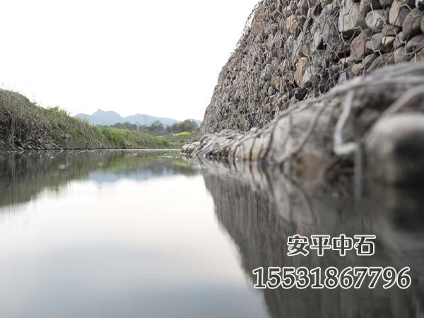 鉛絲石籠 鉛絲石籠